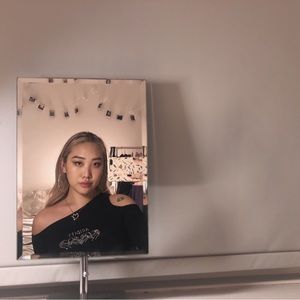 Meet your Posher, Lola